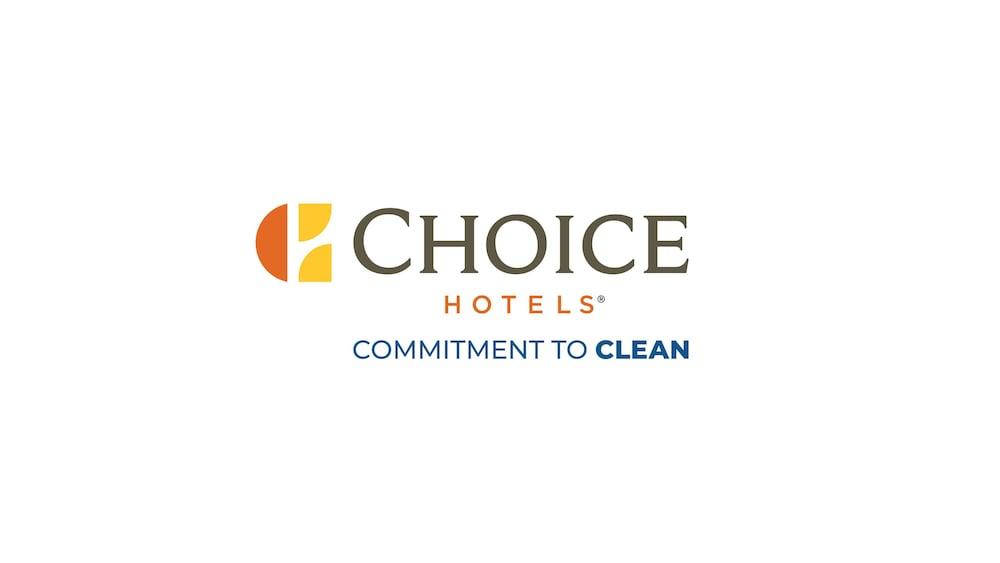 Quality Inn & Suites Woodland - Sacramento Airport Екстер'єр фото