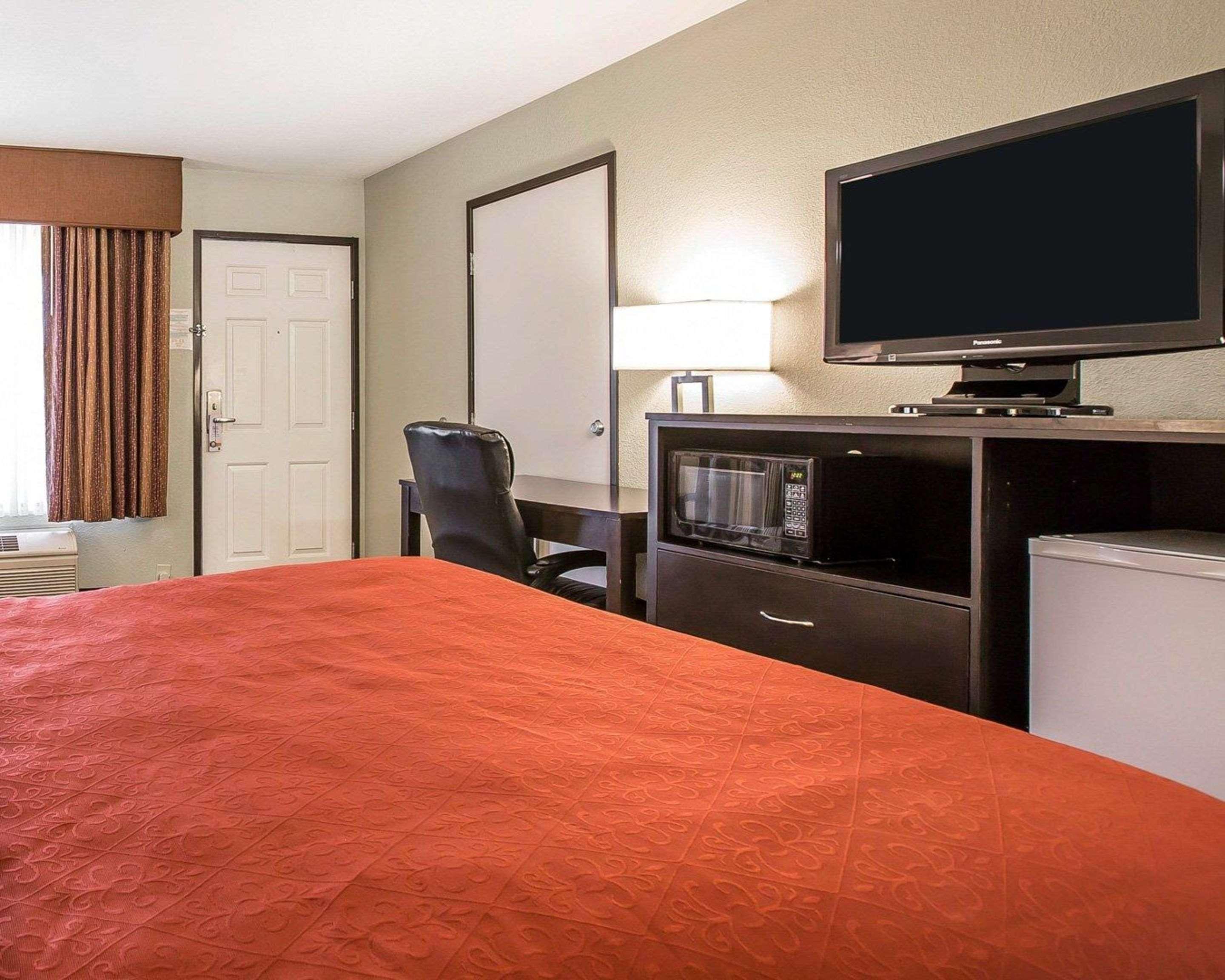 Quality Inn & Suites Woodland - Sacramento Airport Екстер'єр фото