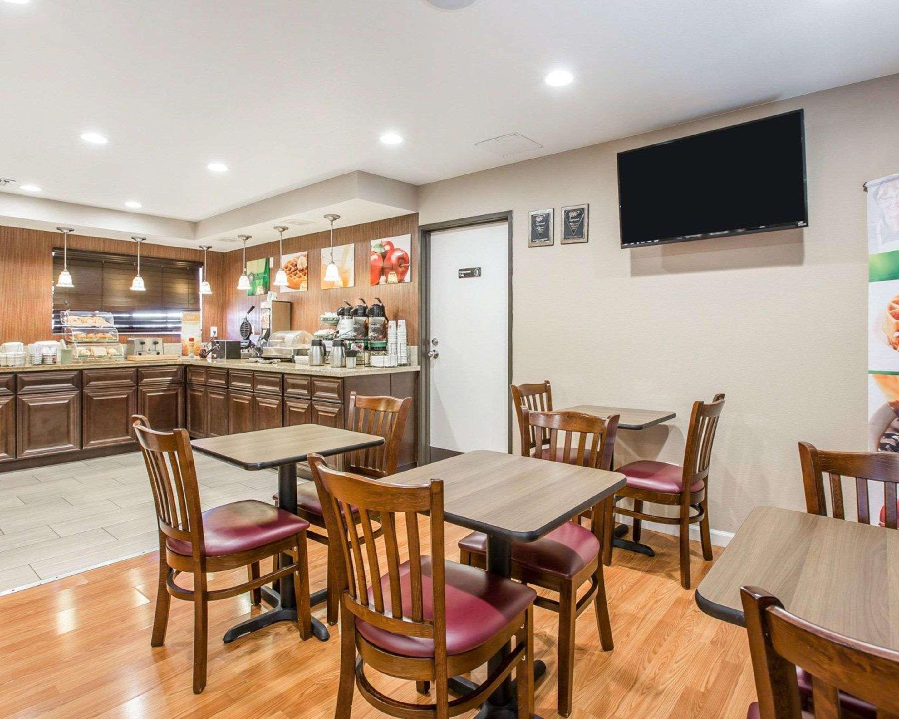 Quality Inn & Suites Woodland - Sacramento Airport Екстер'єр фото